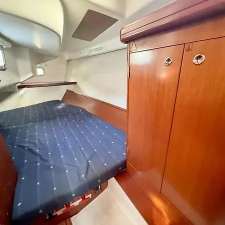 Charmante Segelyacht, Marina San Miguel, Teneriffa-sued *